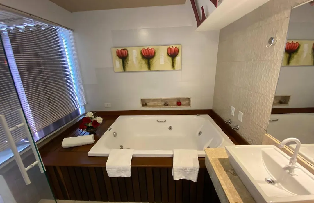 Don Marcos Hotel Com Pizzaria-1